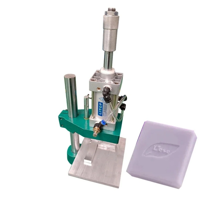 ماكينة صنع الصابون الهوائية بق - مراجعة Soap Making Machine Small Scale وسعره